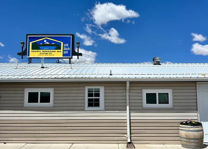 Snowy Mountain Motel 4*